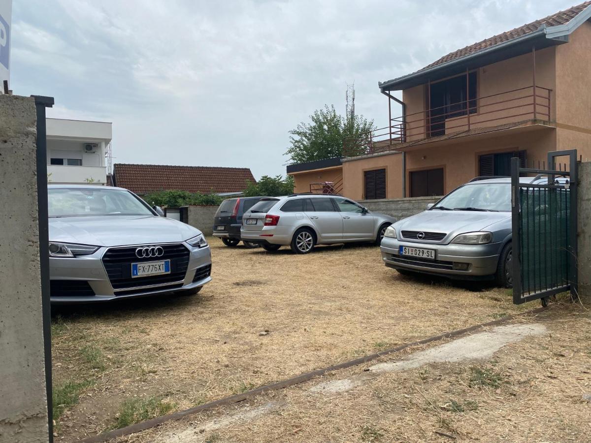 Mc Apartments Ulcinj Exterior photo