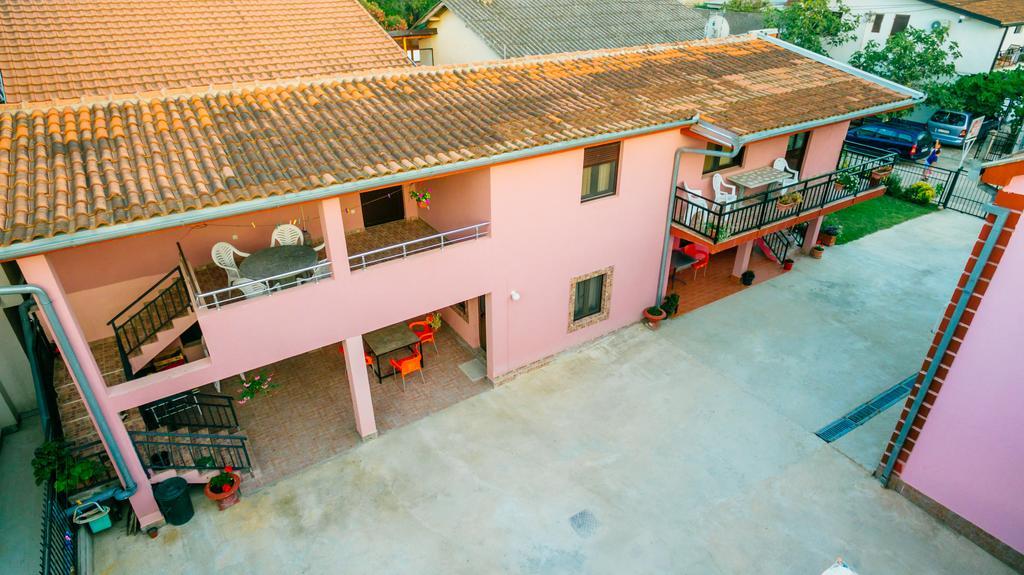Mc Apartments Ulcinj Exterior photo