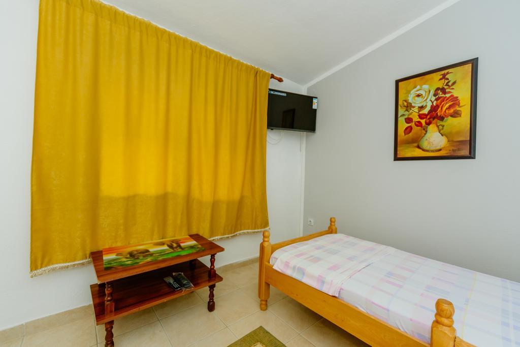 Mc Apartments Ulcinj Exterior photo
