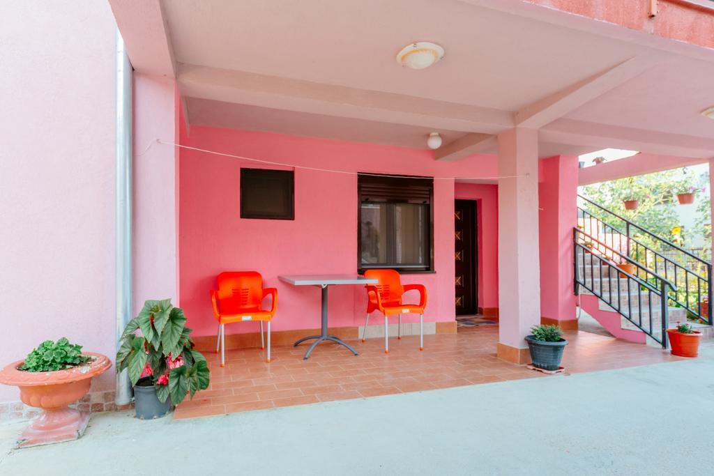 Mc Apartments Ulcinj Exterior photo