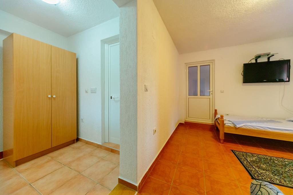 Mc Apartments Ulcinj Exterior photo